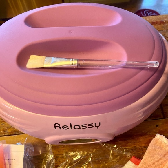 Relassy Professional Paraffin Wax Warmer Kit - Picture 3 of 8